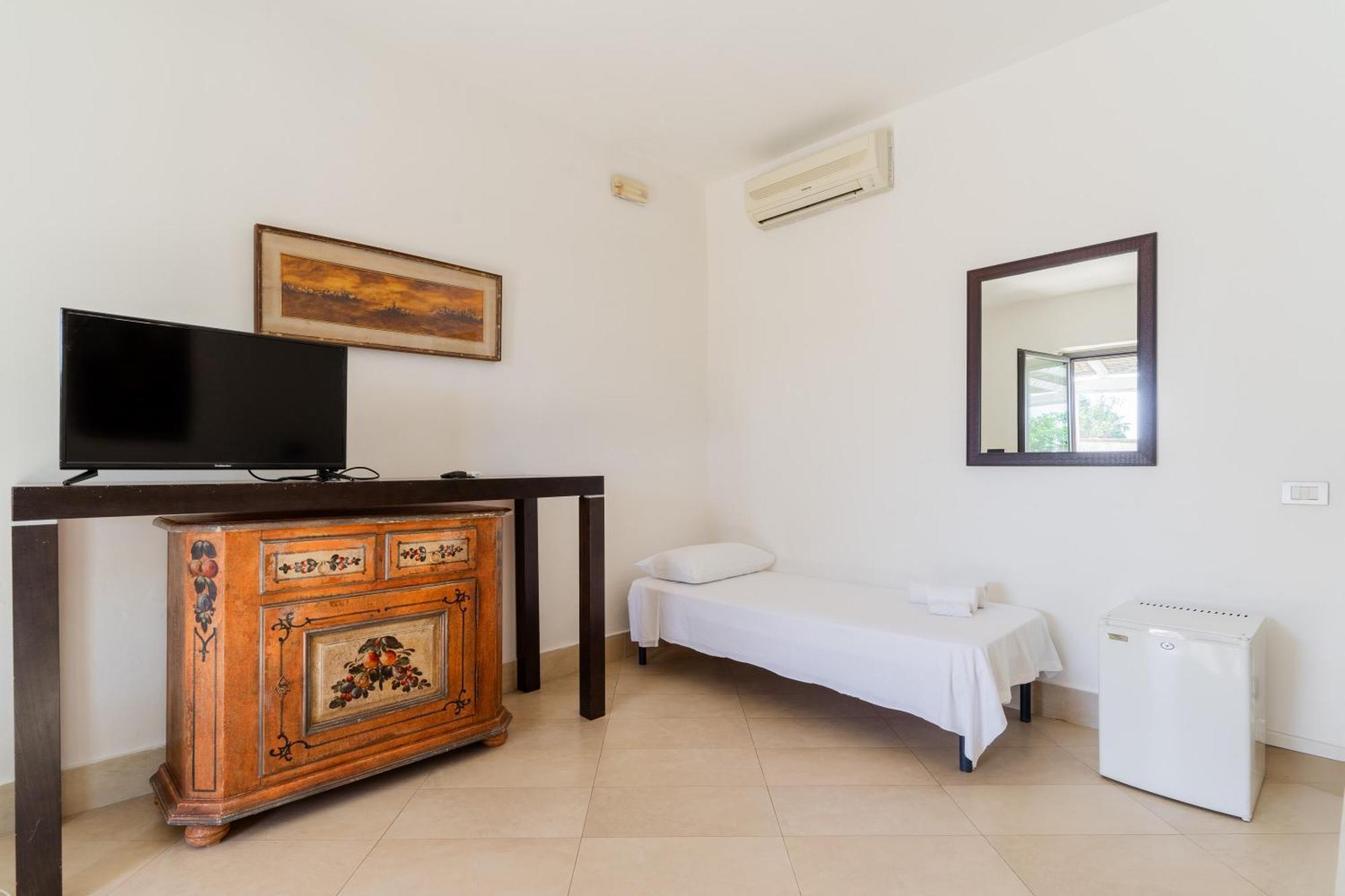 Bed & Breakfast Masseria Le Dimore 2*
