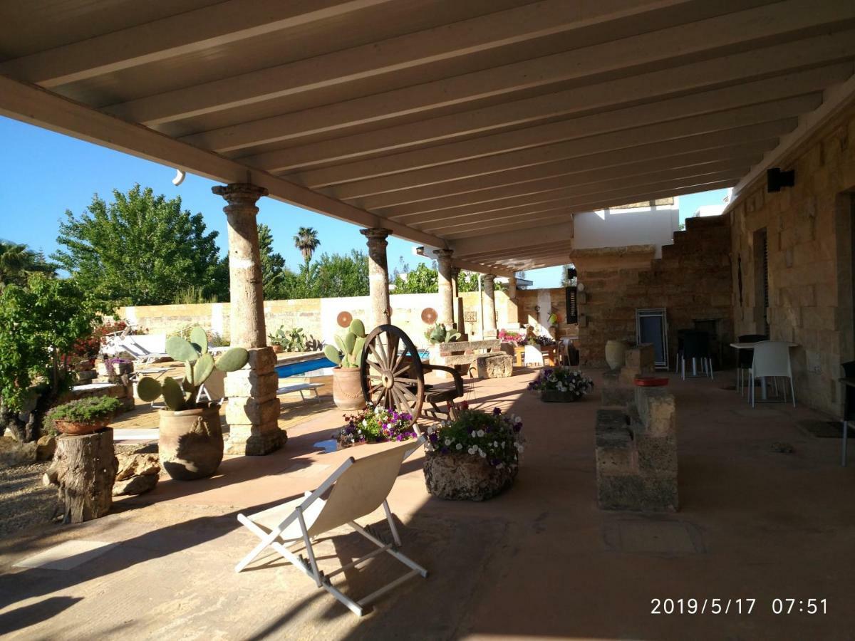 Masseria Le Dimore Bed & Breakfast 2*